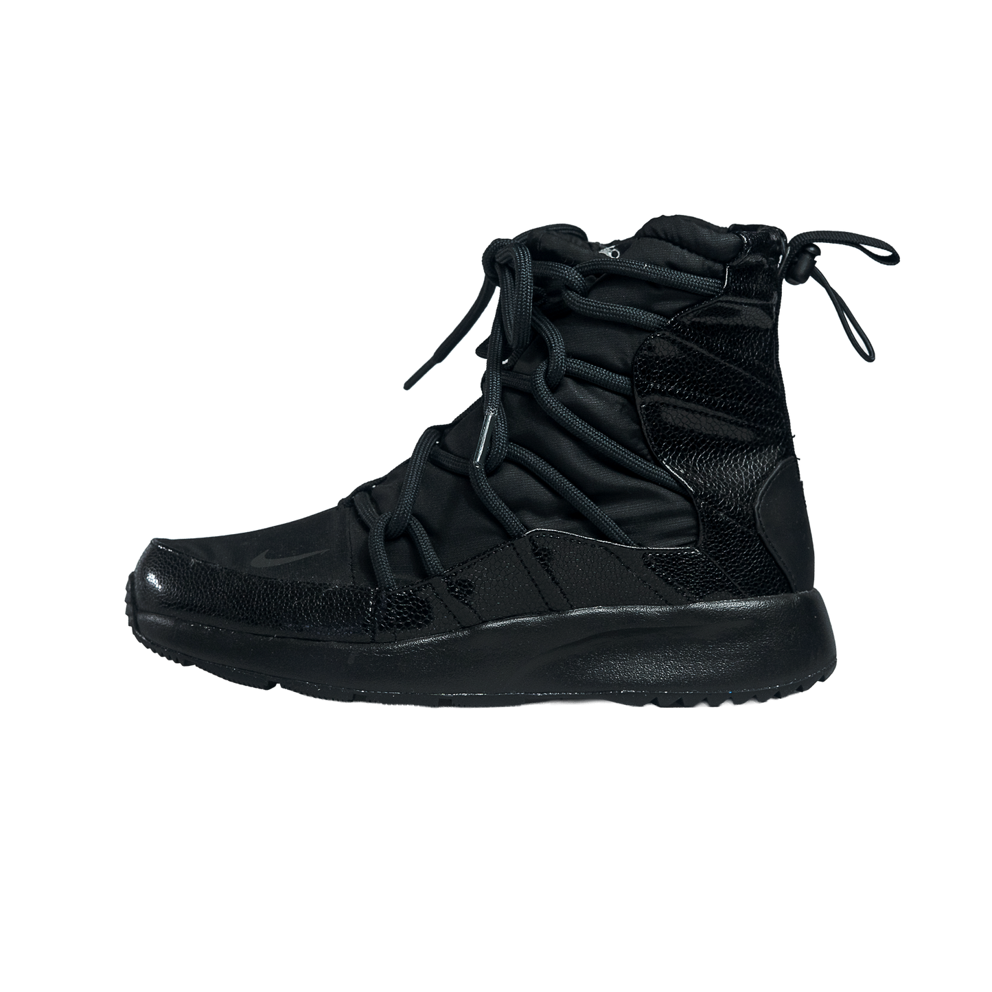 Nike TANJUN HIGH RISE Black Nike Tanjun High Rise Snow Boots