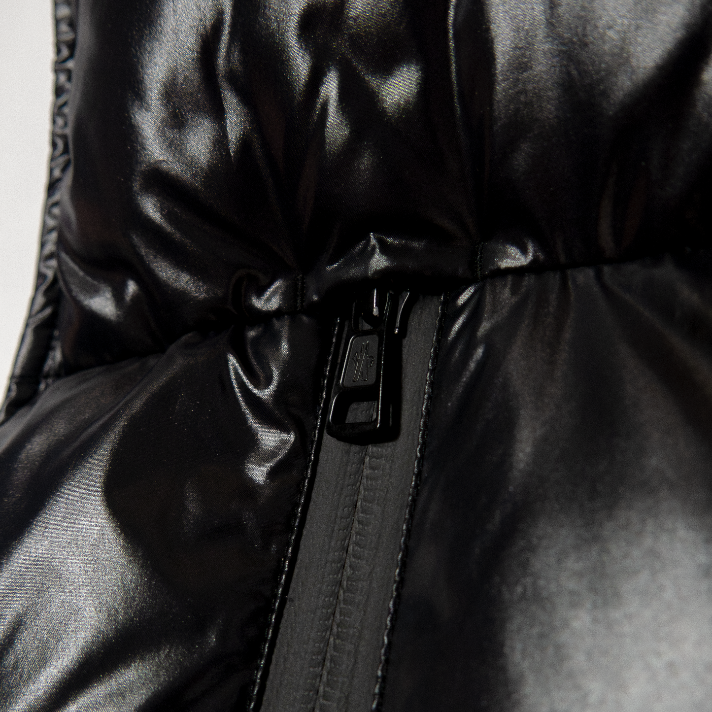 MONCLER AGNEAUX GILET Black  モンクレール アニョー ダウンベスト ブラック