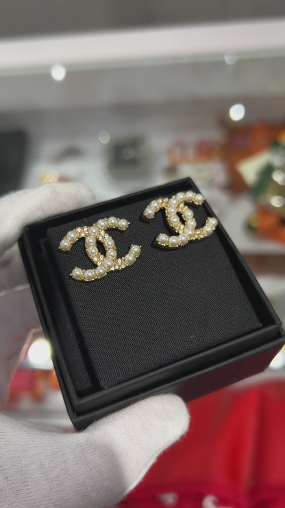 CHANEL Small CC Pearl Gold Earrings シャネル 小ぶり CCマーク パールゴールド ピアス