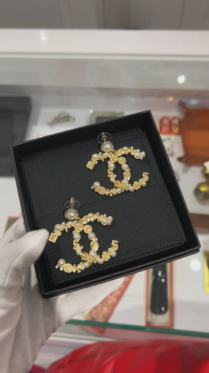 CHANEL Big CC Multi Charm Gold Earrings シャネル 大ぶり CCマーク マルチチャーム ゴールド ピアス